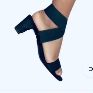 Lord & Taylor Leather Sandals Elastic Straps